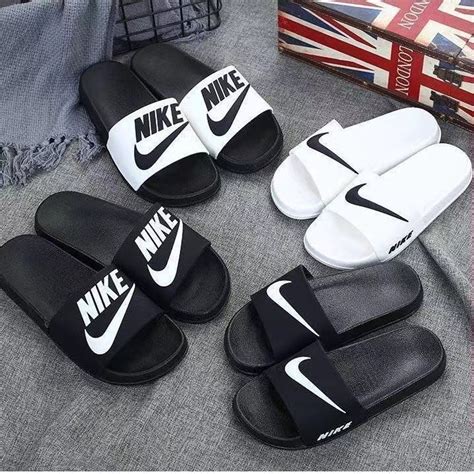 nike unisex slippers.